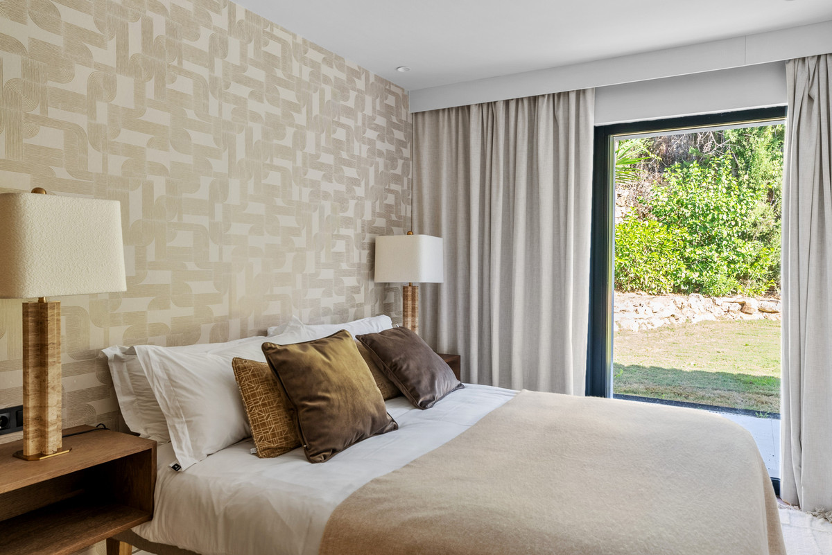 Se vende Villa - Chalet de 4 dormitorios en Costa Del Sol, Málaga, España