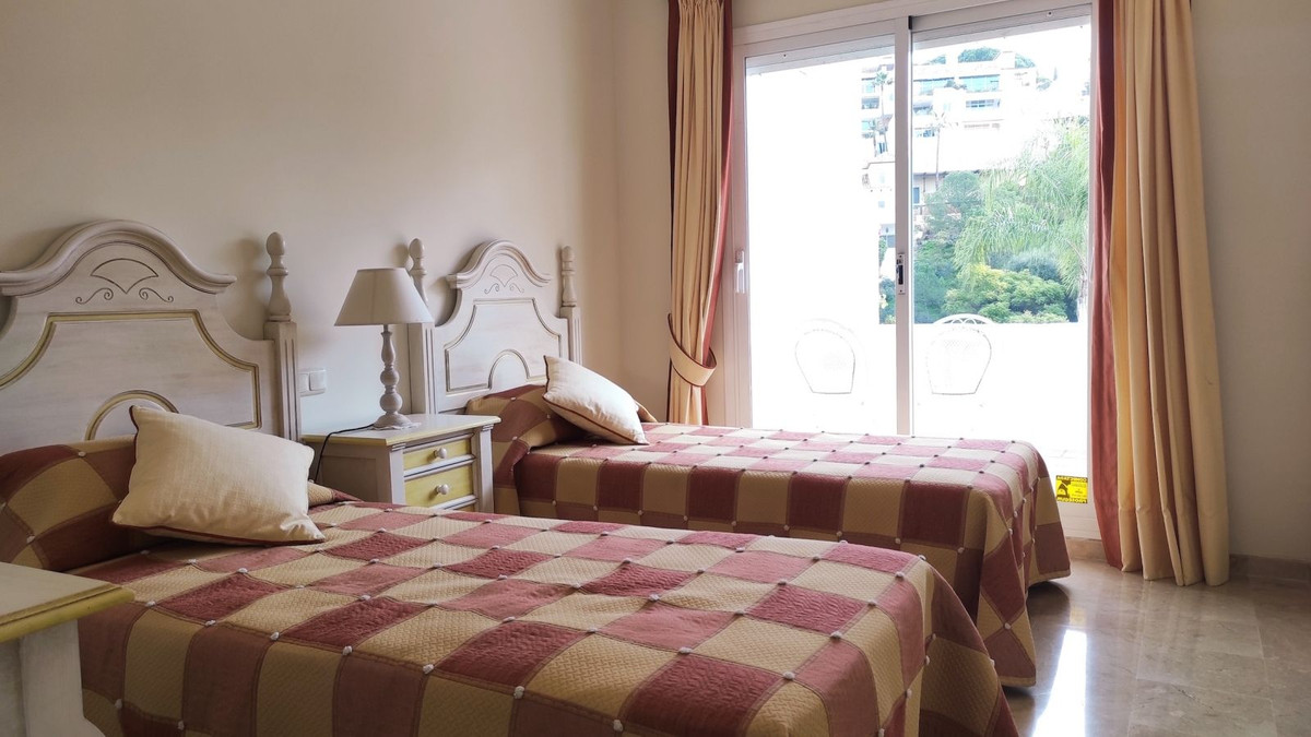 Se vende Dúplex de 3 dormitorios en Costa Del Sol, Málaga, España