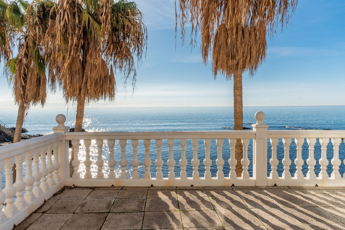1 Bed Apartment for sale in Benalmadena Costa Costa Del Sol, Málaga, Spain