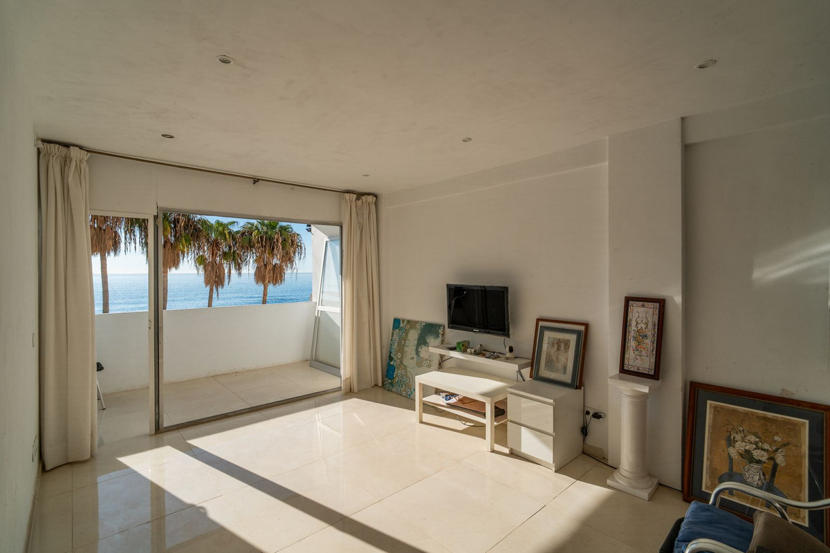 1 Bed Apartment for sale in Benalmadena Costa Costa Del Sol, Málaga, Spain