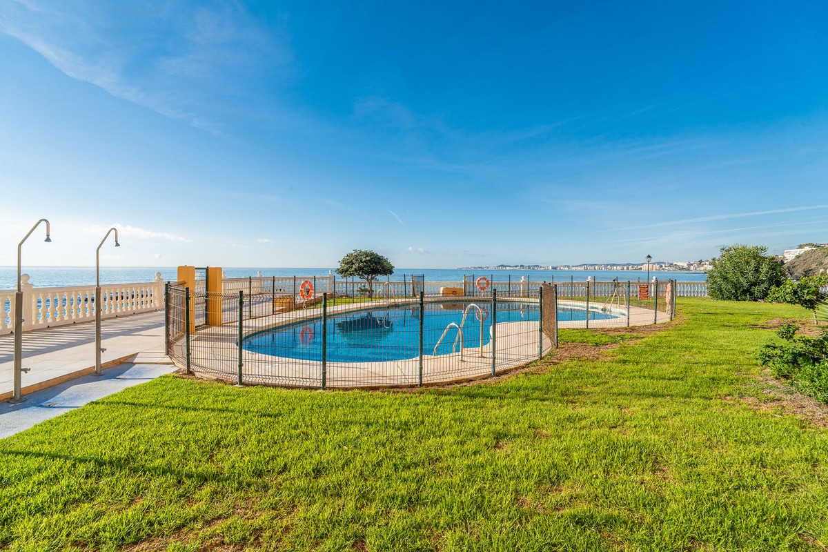 1 Bed Apartment for sale in Benalmadena Costa Costa Del Sol, Málaga, Spain