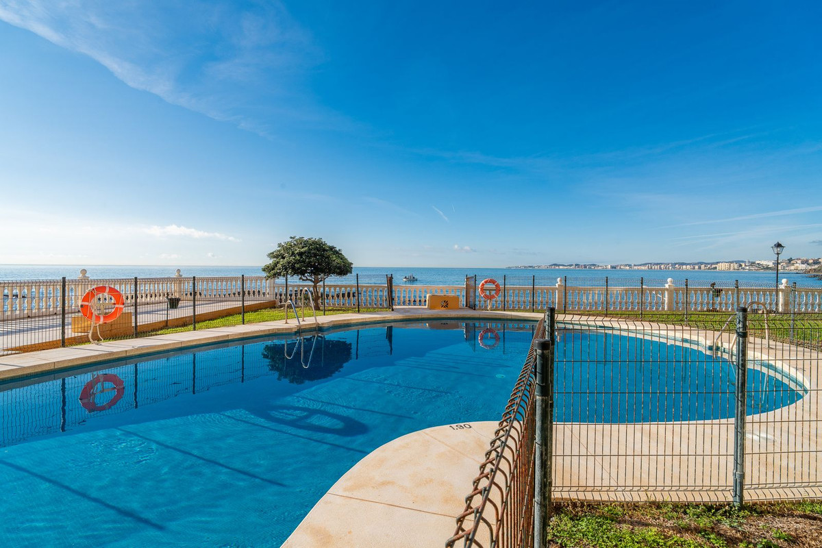 1 Bed Apartment for sale in Benalmadena Costa Costa Del Sol, Málaga, Spain