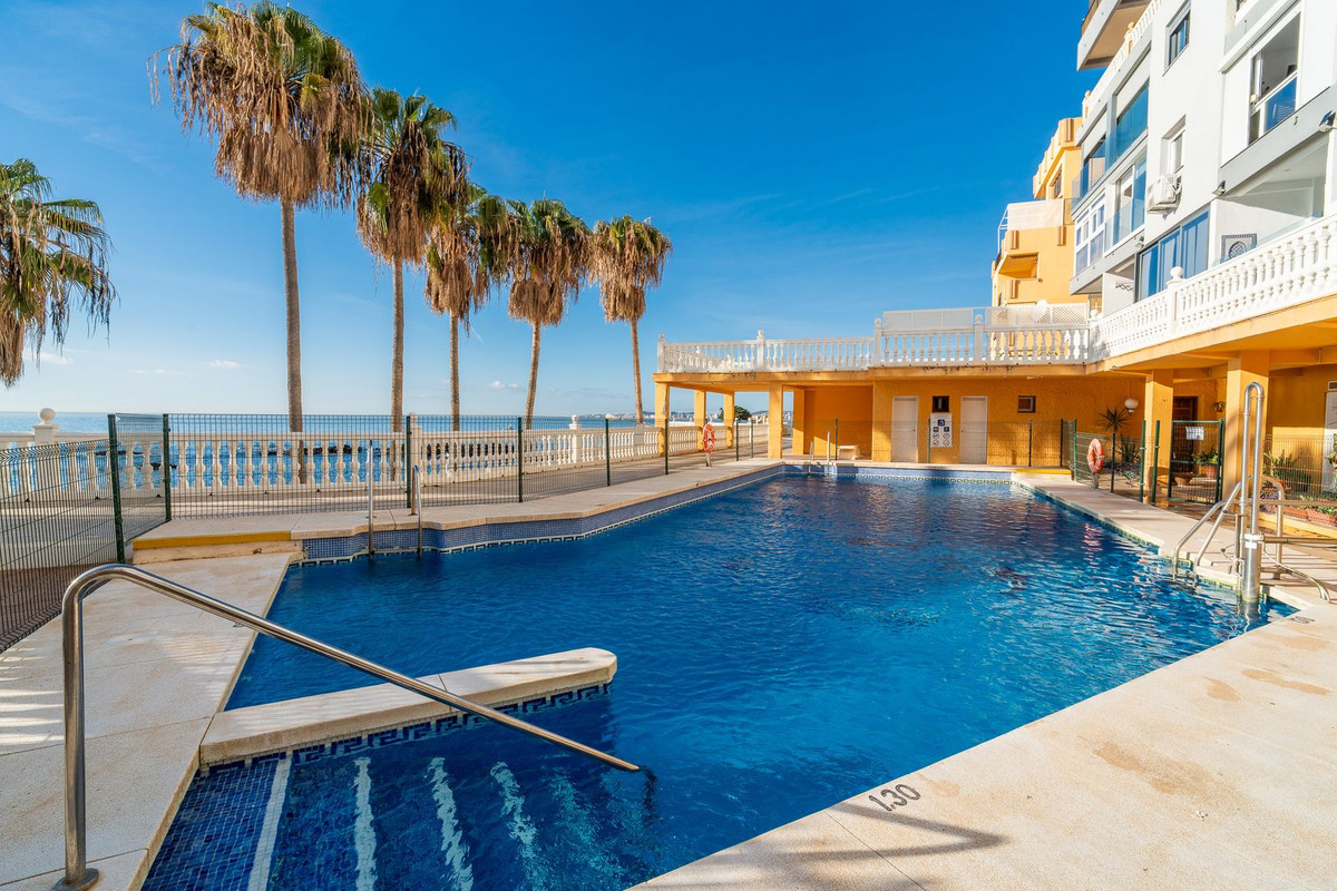 1 Bed Apartment for sale in Benalmadena Costa Costa Del Sol, Málaga, Spain