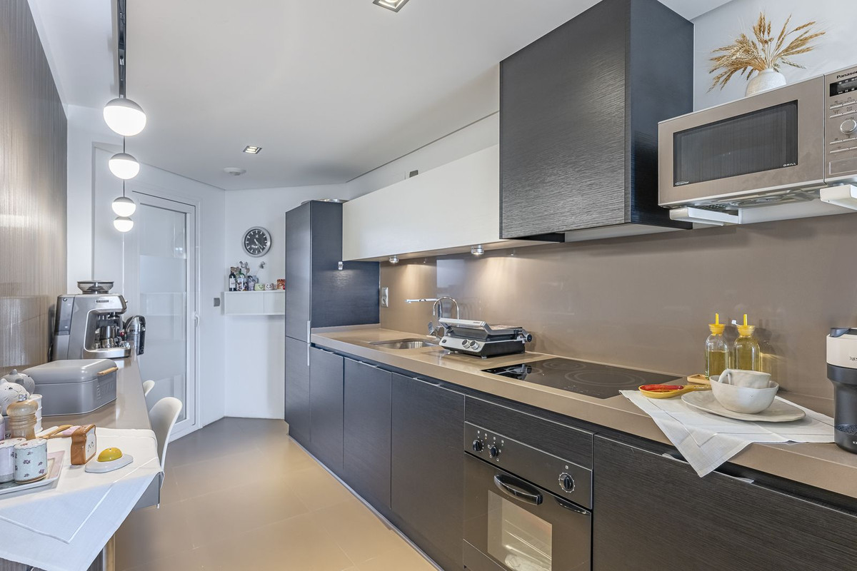 2 Bed Apartment for sale in Los Arqueros Costa Del Sol, Málaga, Spain
