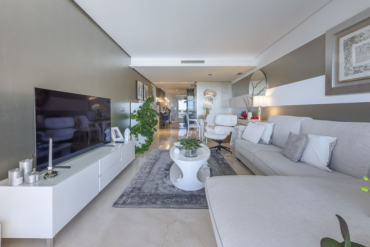2 Bed Apartment for sale in Los Arqueros Costa Del Sol, Málaga, Spain