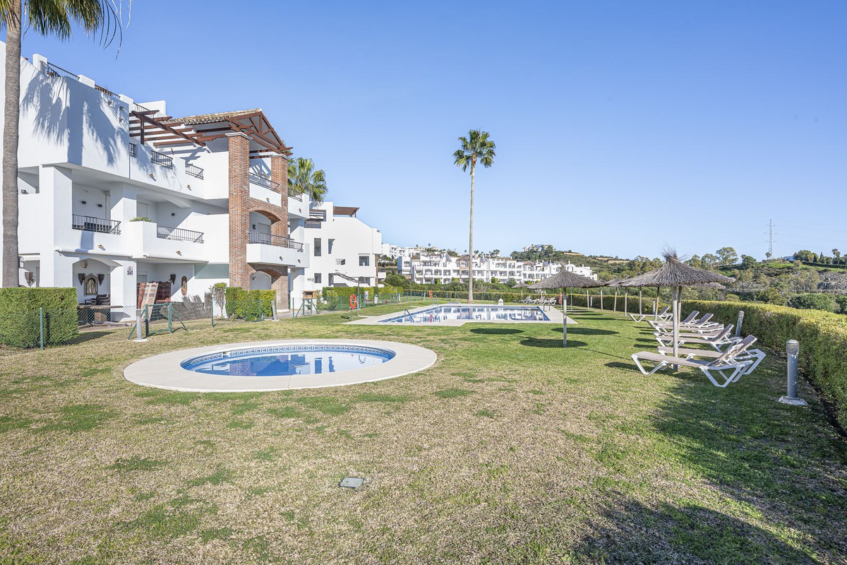 2 Bed Apartment for sale in Los Arqueros Costa Del Sol, Málaga, Spain