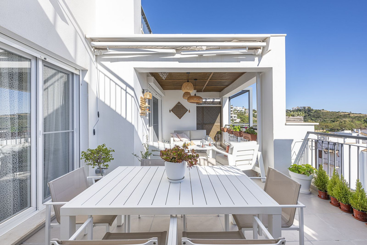 2 Bed Apartment for sale in Los Arqueros Costa Del Sol, Málaga, Spain