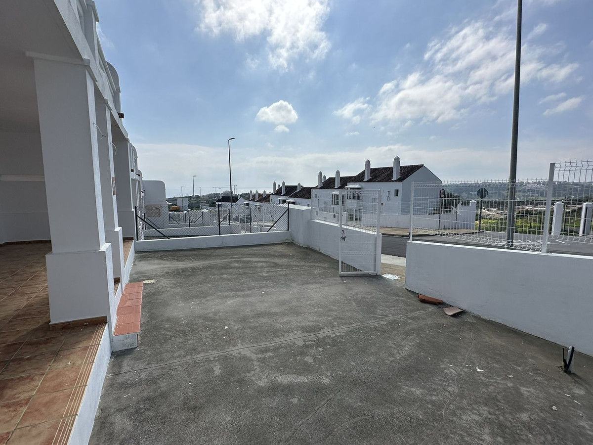 2 Bed Townhouse for sale in Doña Julia Costa Del Sol, Málaga, Spain
