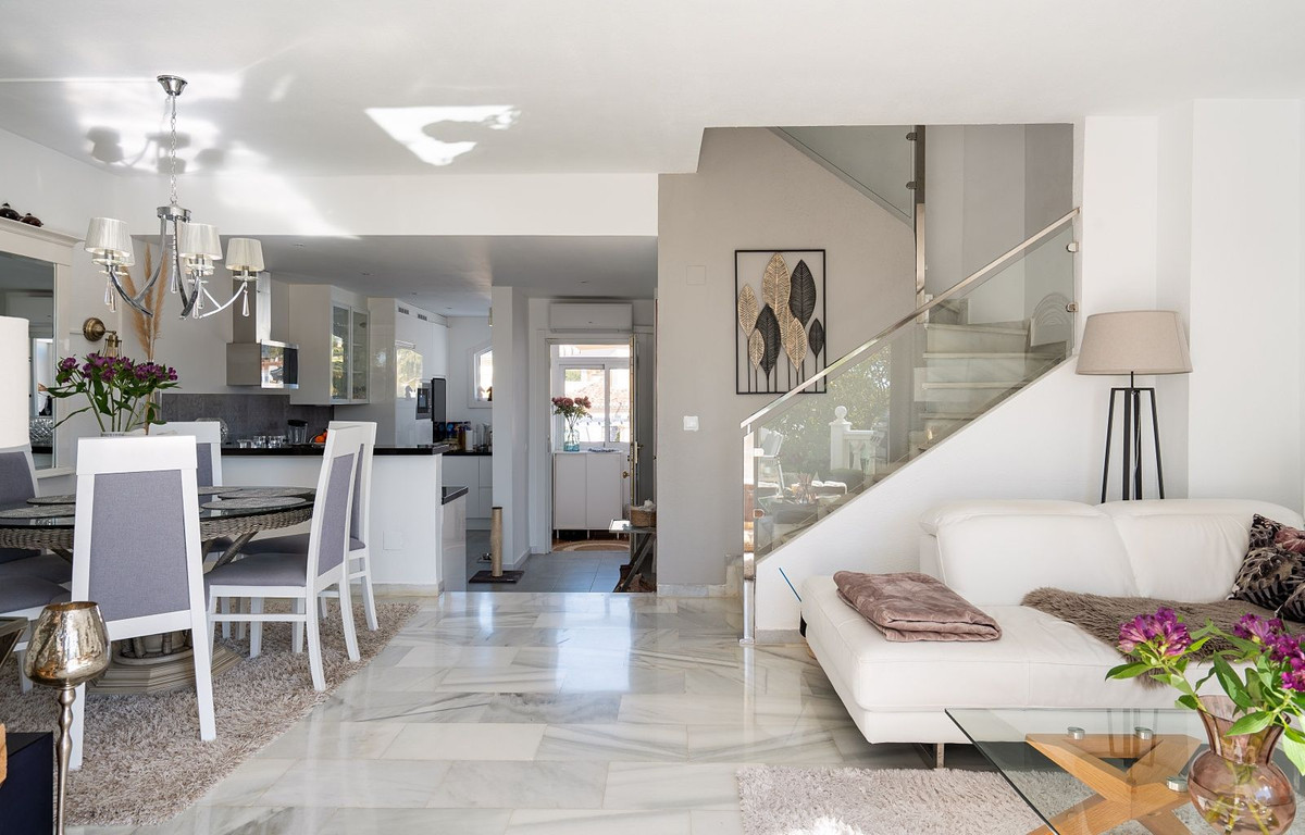 3 Bed Townhouse for sale in Calahonda Costa Del Sol, Málaga, Spain