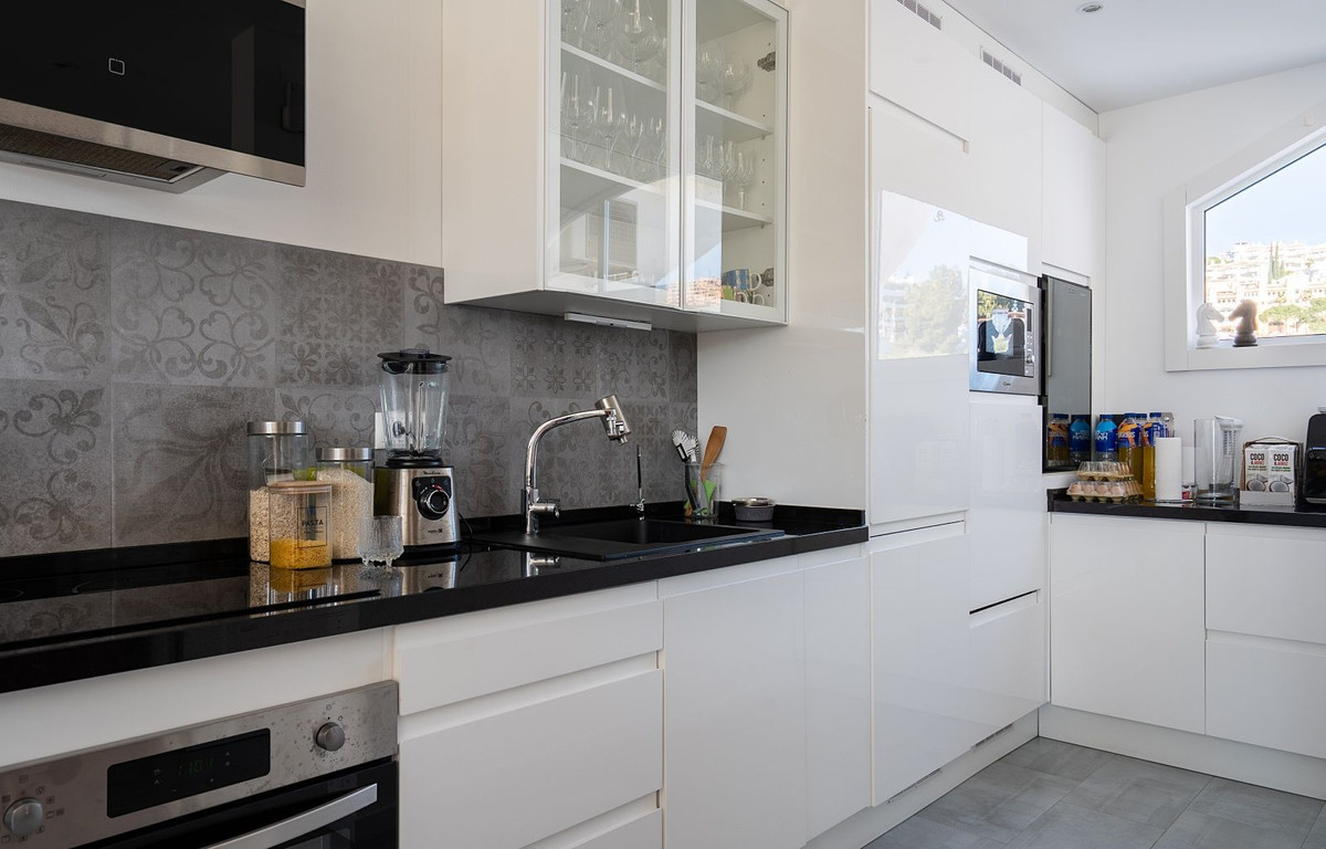 3 Bed Townhouse for sale in Calahonda Costa Del Sol, Málaga, Spain