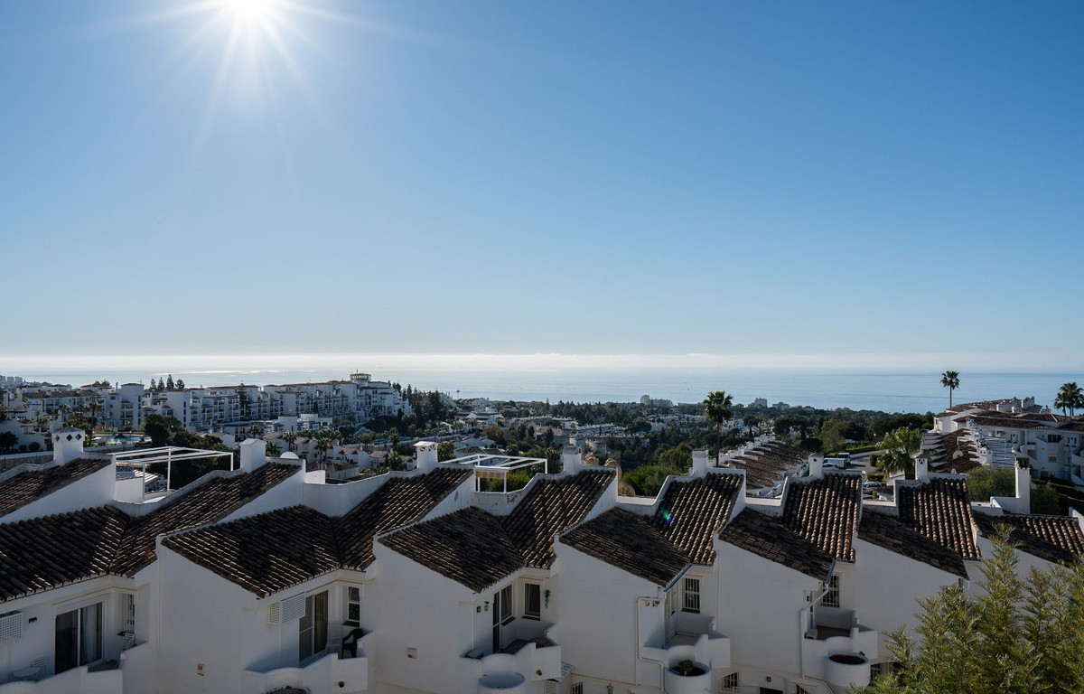 3 Bed Townhouse for sale in Calahonda Costa Del Sol, Málaga, Spain