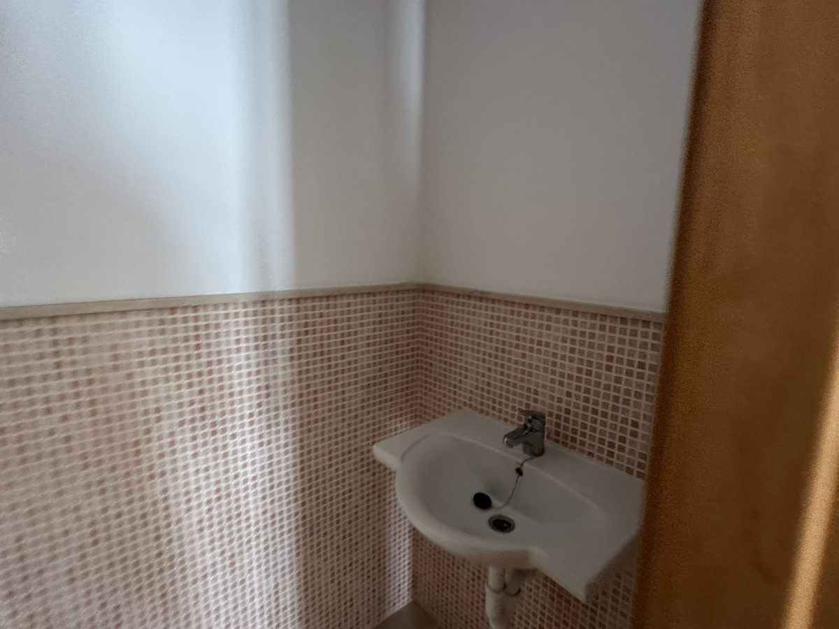 2 Bed Townhouse for sale in Doña Julia Costa Del Sol, Málaga, Spain