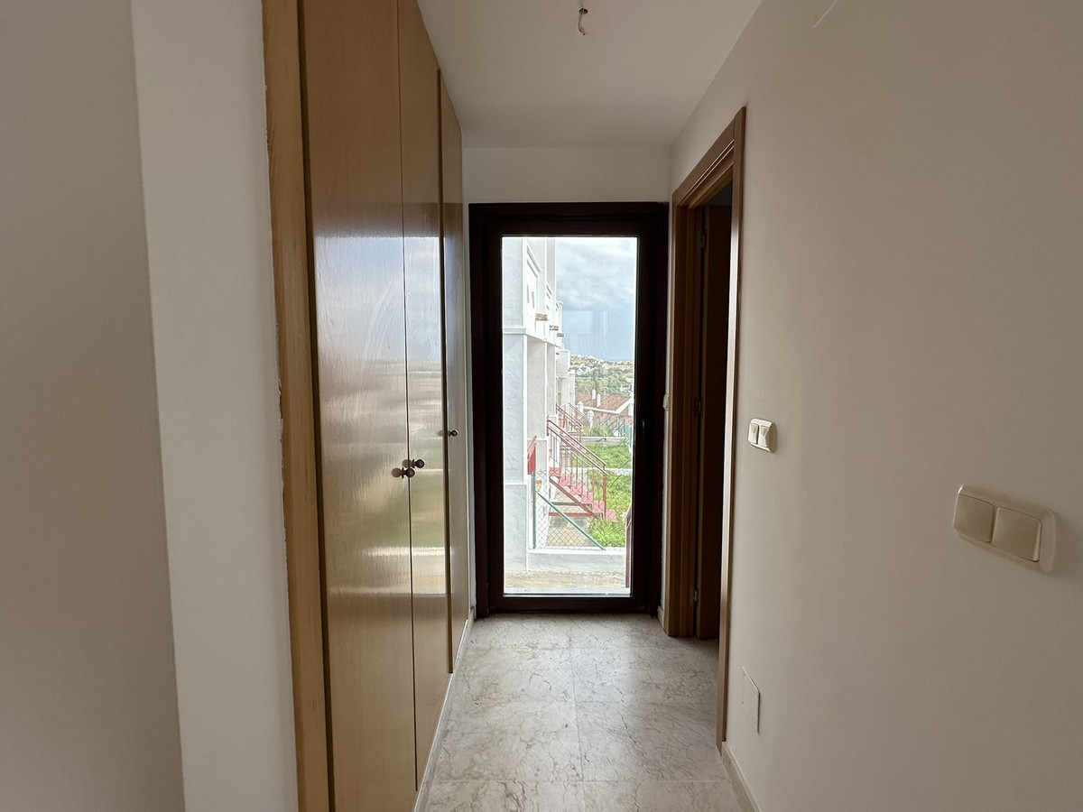 2 Bed Townhouse for sale in Doña Julia Costa Del Sol, Málaga, Spain