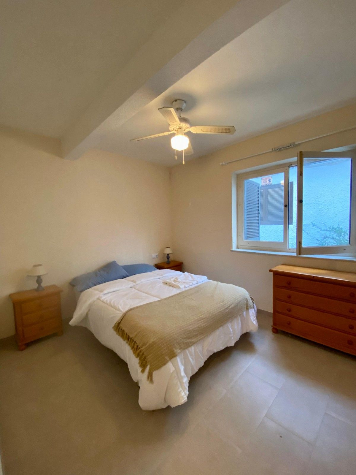 Se vende Apartamento Planta Baja de 2 dormitorios en Costa Blanca, Alicante, España