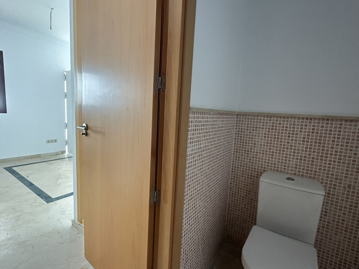 2 Bed Townhouse for sale in Doña Julia Costa Del Sol, Málaga, Spain