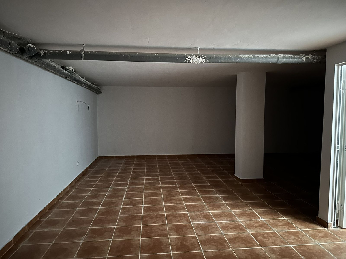 2 Bed Townhouse for sale in Doña Julia Costa Del Sol, Málaga, Spain