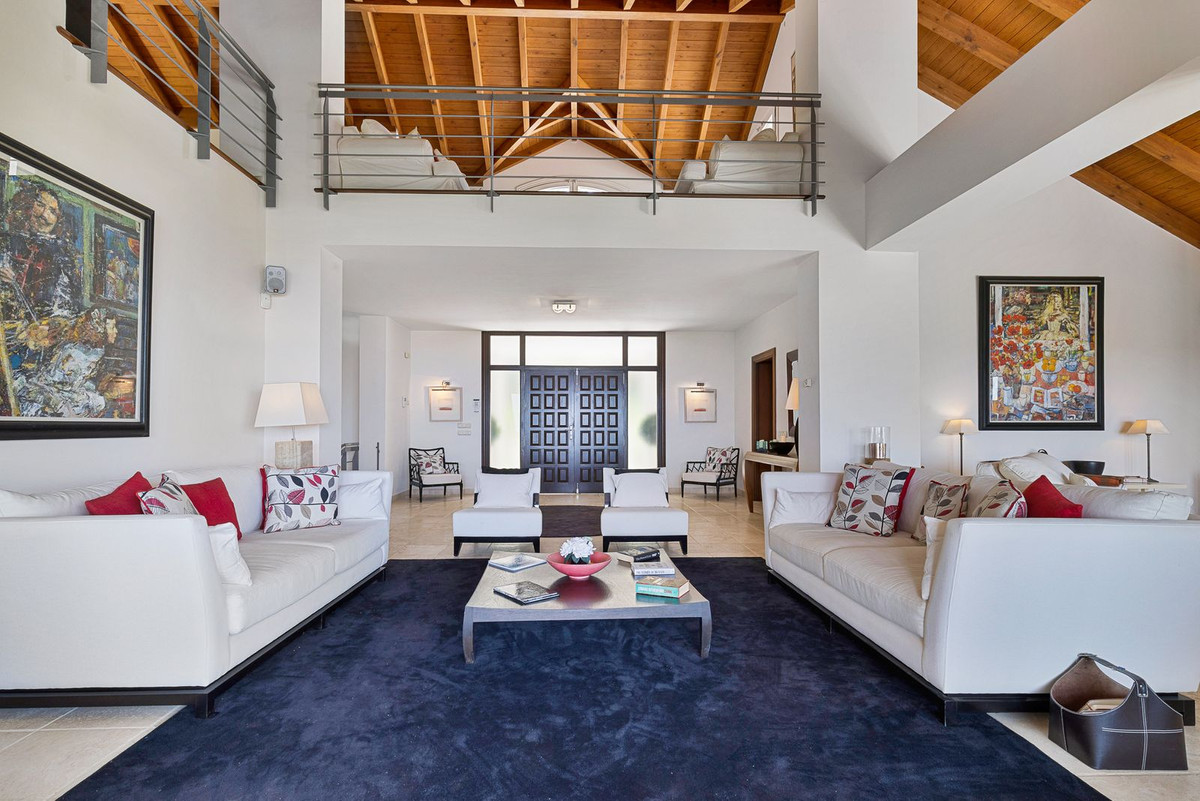 5 Bed Townhouse for sale in La Quinta Costa Del Sol, Málaga, Spain