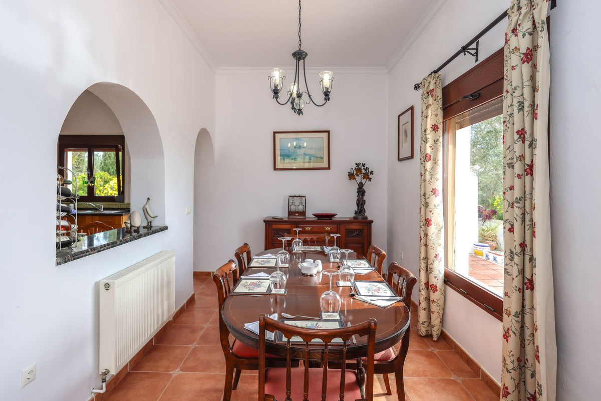 3 Bed Townhouse for sale in Casarabonela Costa Del Sol, Málaga, Spain