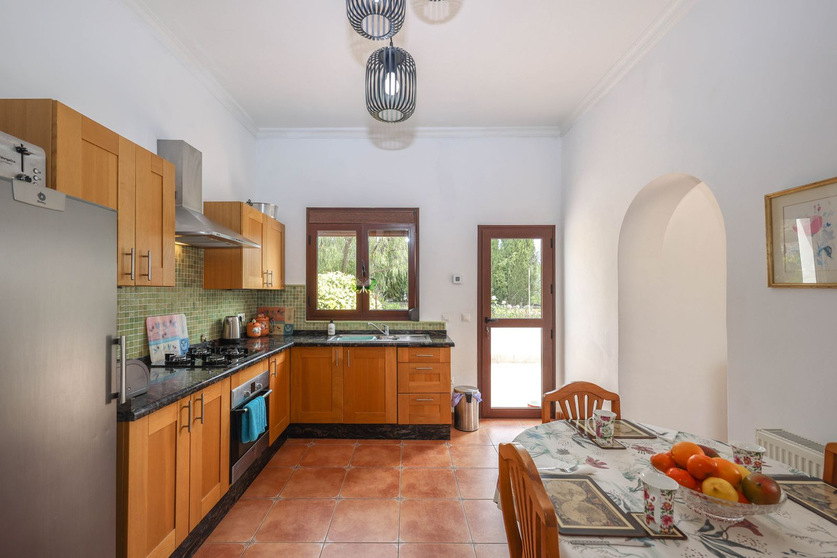 3 Bed Townhouse for sale in Casarabonela Costa Del Sol, Málaga, Spain