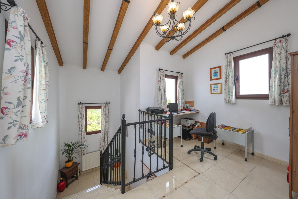 3 Bed Townhouse for sale in Casarabonela Costa Del Sol, Málaga, Spain