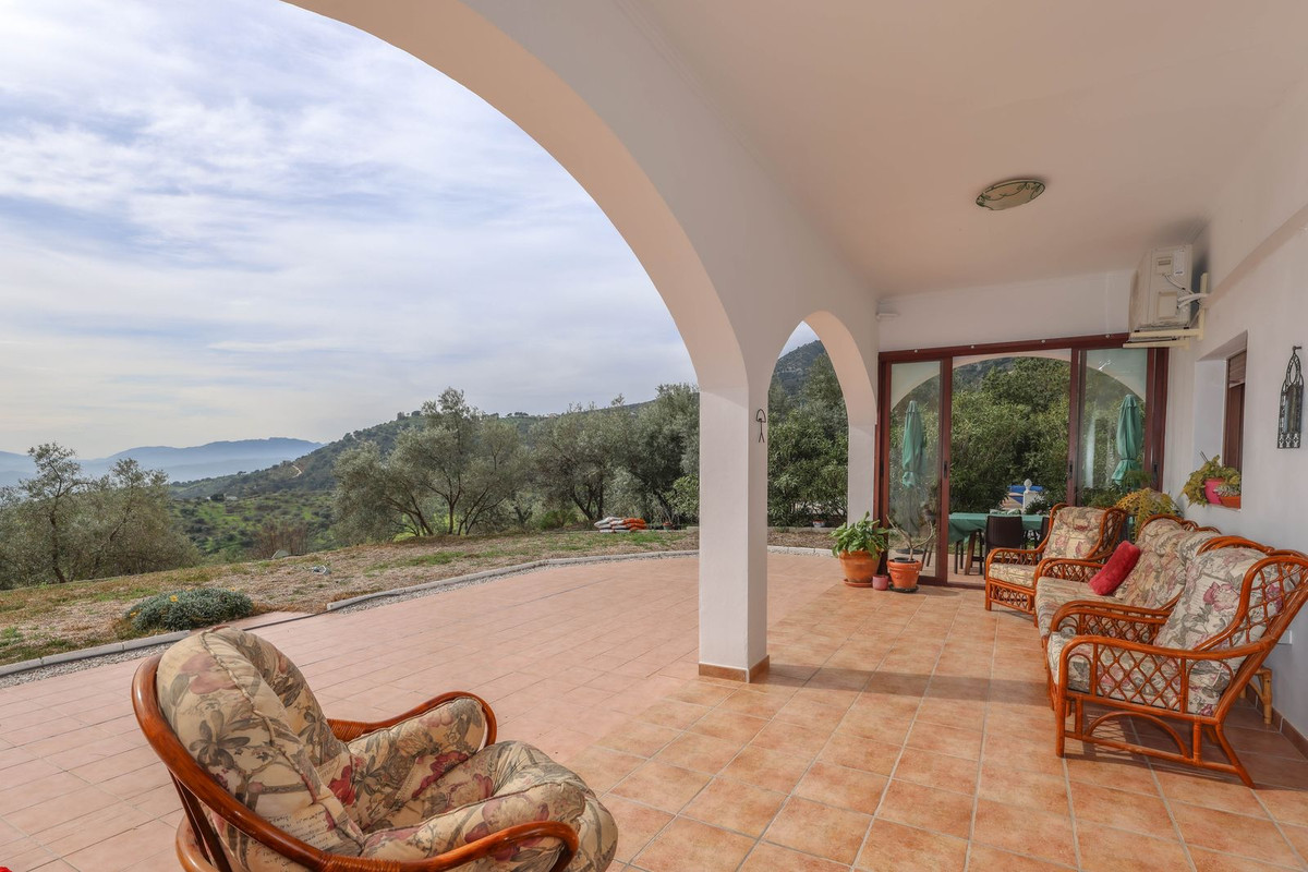 3 Bed Townhouse for sale in Casarabonela Costa Del Sol, Málaga, Spain