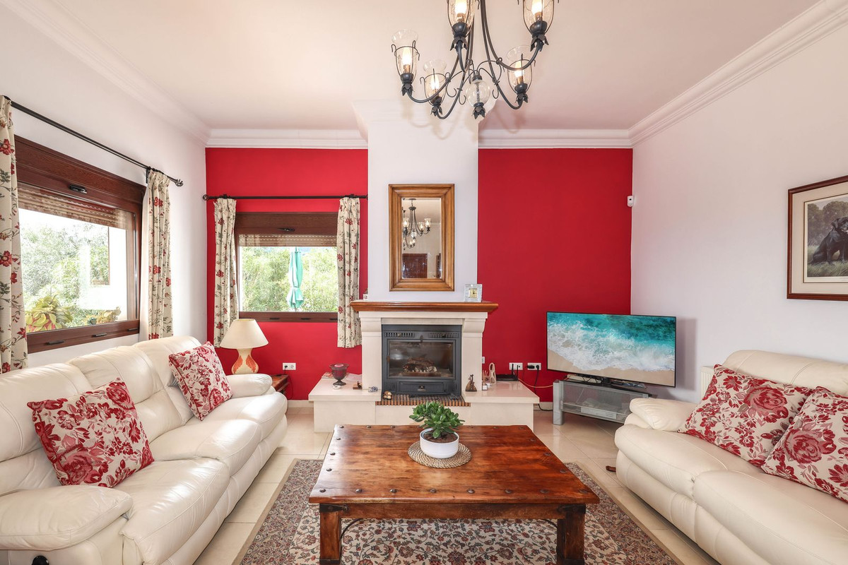 3 Bed Townhouse for sale in Casarabonela Costa Del Sol, Málaga, Spain