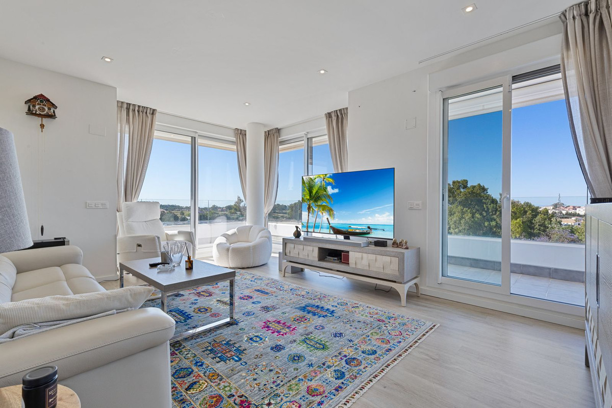 Se vende Apartamento Planta Media de 3 dormitorios en Costa Del Sol, Málaga, España