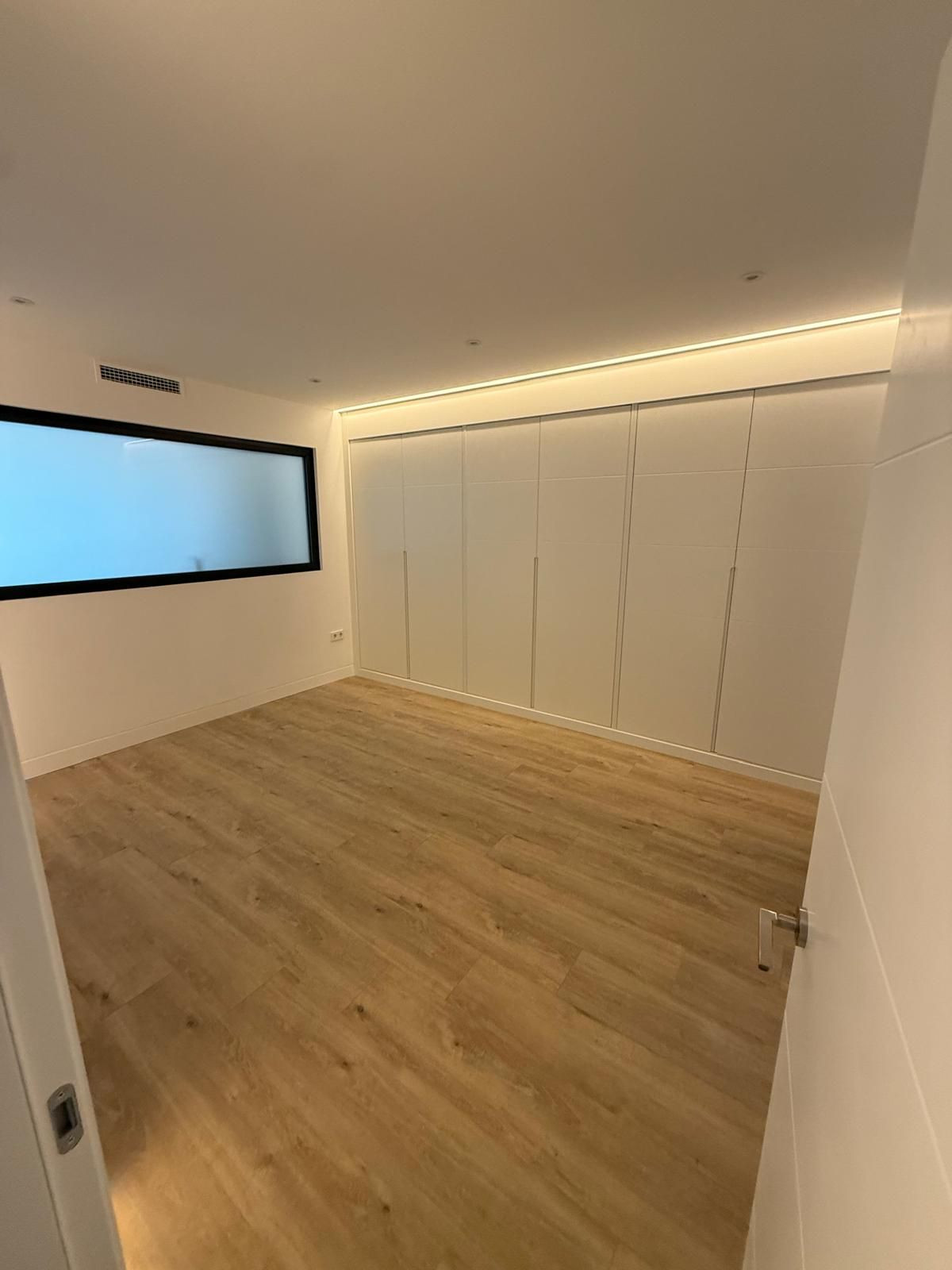 1 Bed Apartment for sale in Nueva Andalucía Costa Del Sol, Málaga, Spain