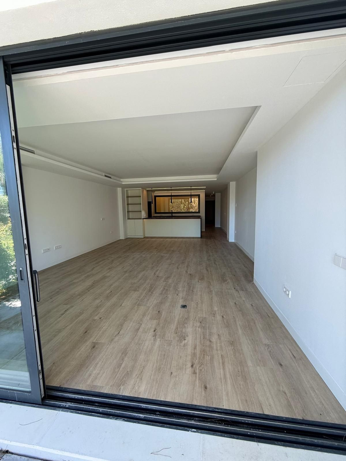 1 Bed Apartment for sale in Nueva Andalucía Costa Del Sol, Málaga, Spain