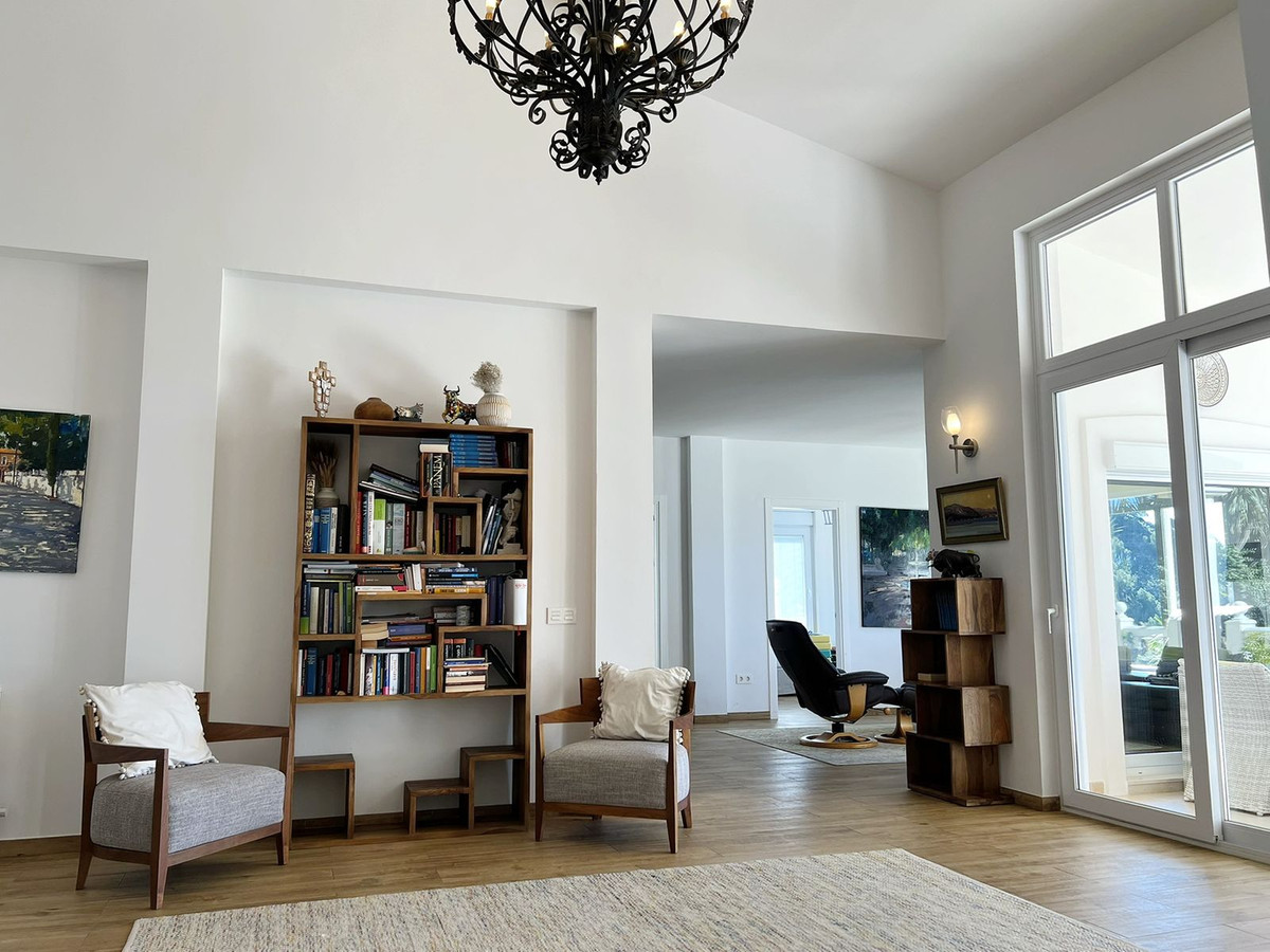 6 Bed Townhouse for sale in Mijas Costa Del Sol, Málaga, Spain