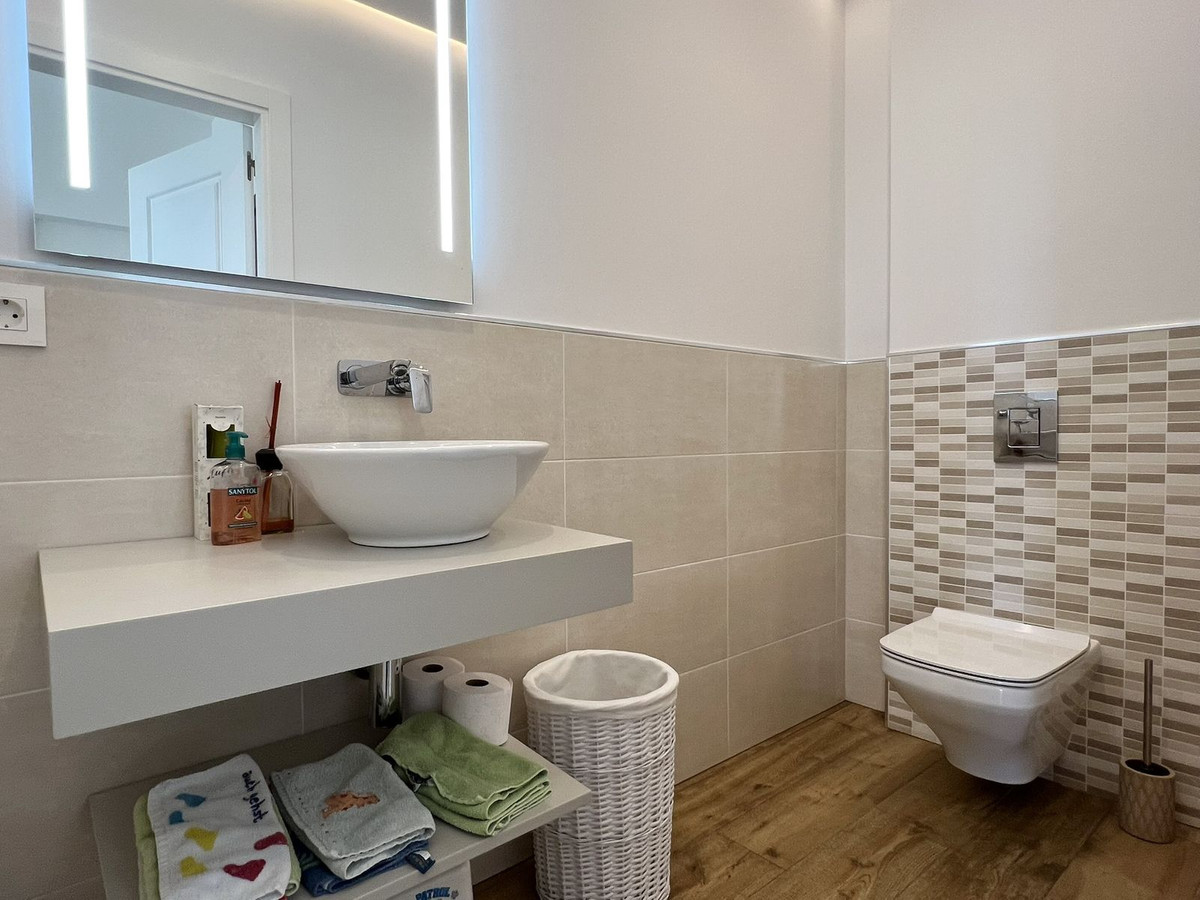 6 Bed Townhouse for sale in Mijas Costa Del Sol, Málaga, Spain