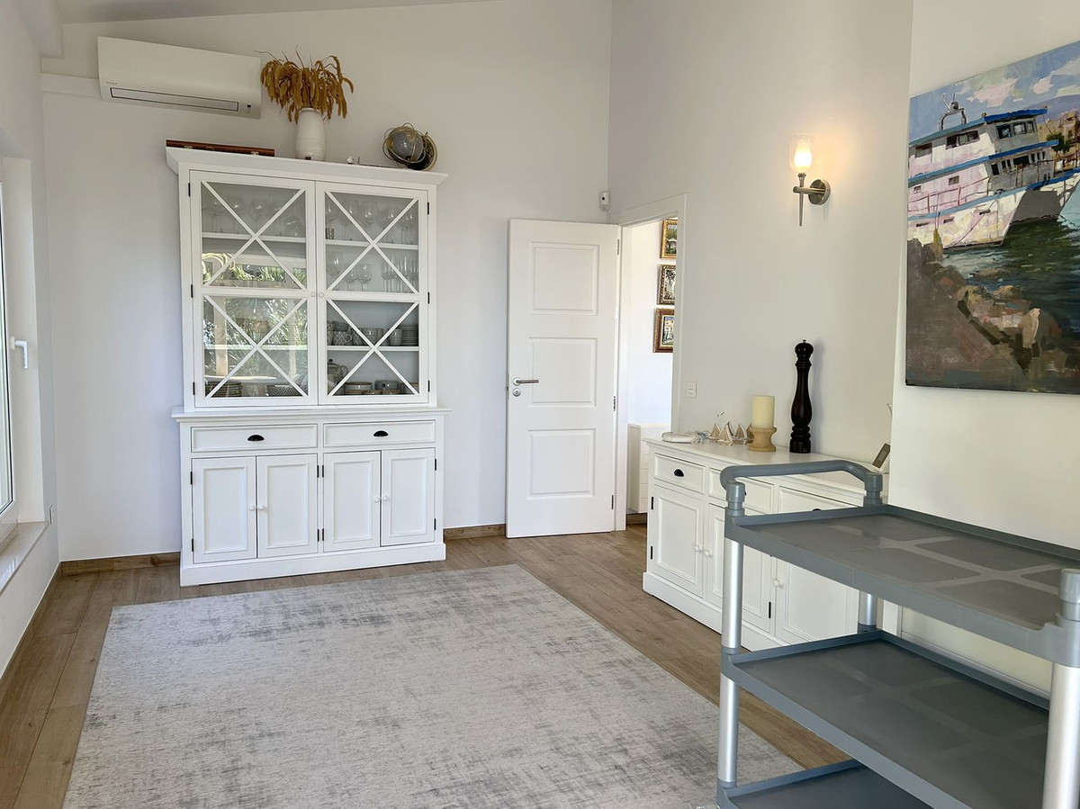 6 Bed Townhouse for sale in Mijas Costa Del Sol, Málaga, Spain