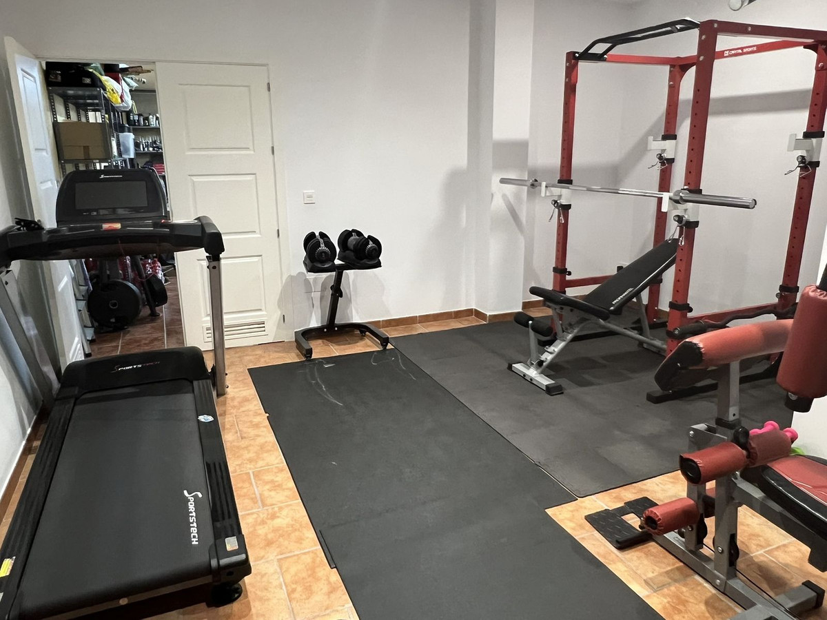 6 Bed Townhouse for sale in Mijas Costa Del Sol, Málaga, Spain