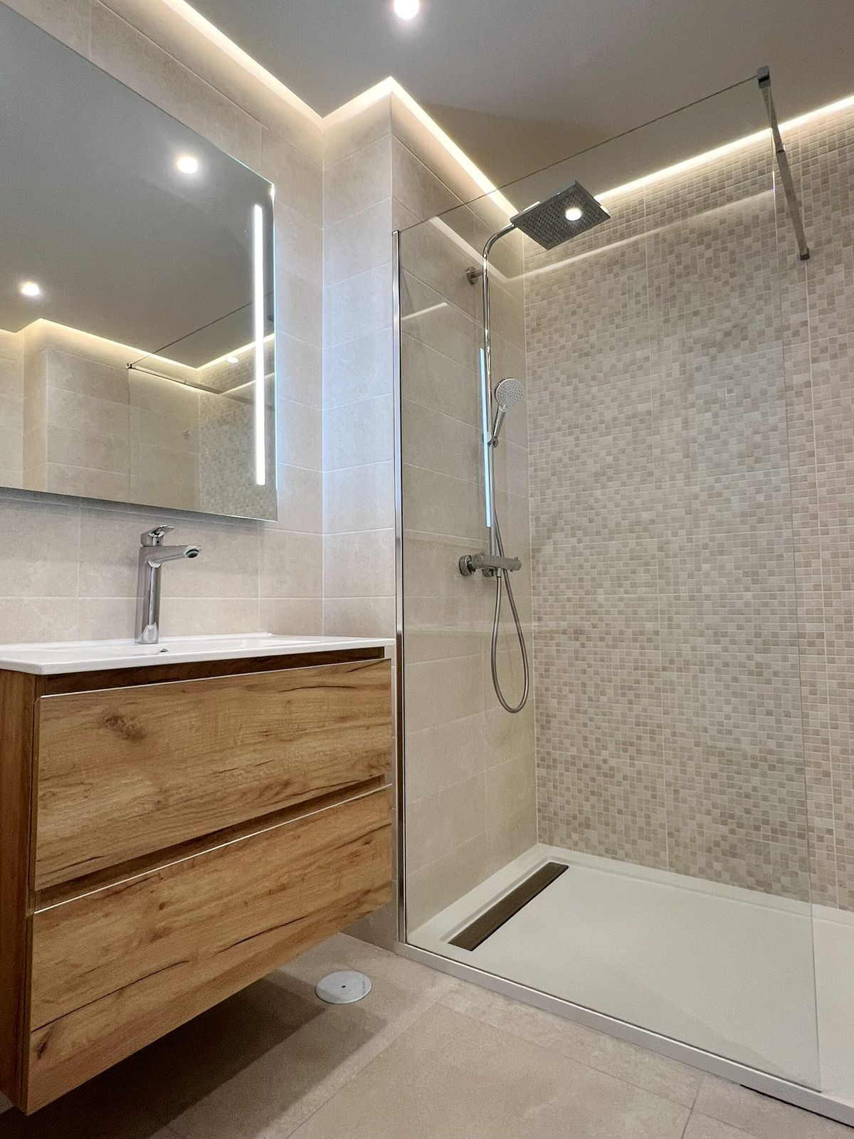 6 Bed Townhouse for sale in Mijas Costa Del Sol, Málaga, Spain