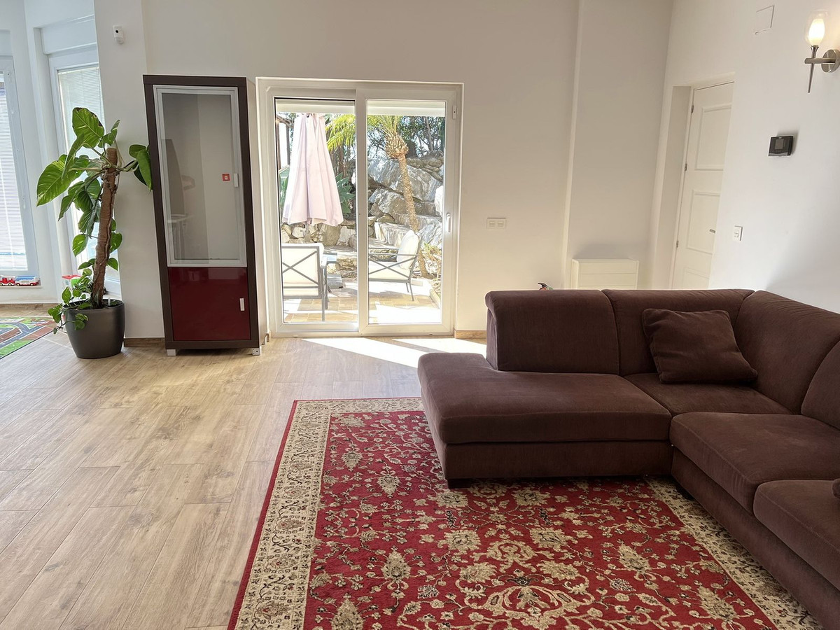 6 Bed Townhouse for sale in Mijas Costa Del Sol, Málaga, Spain