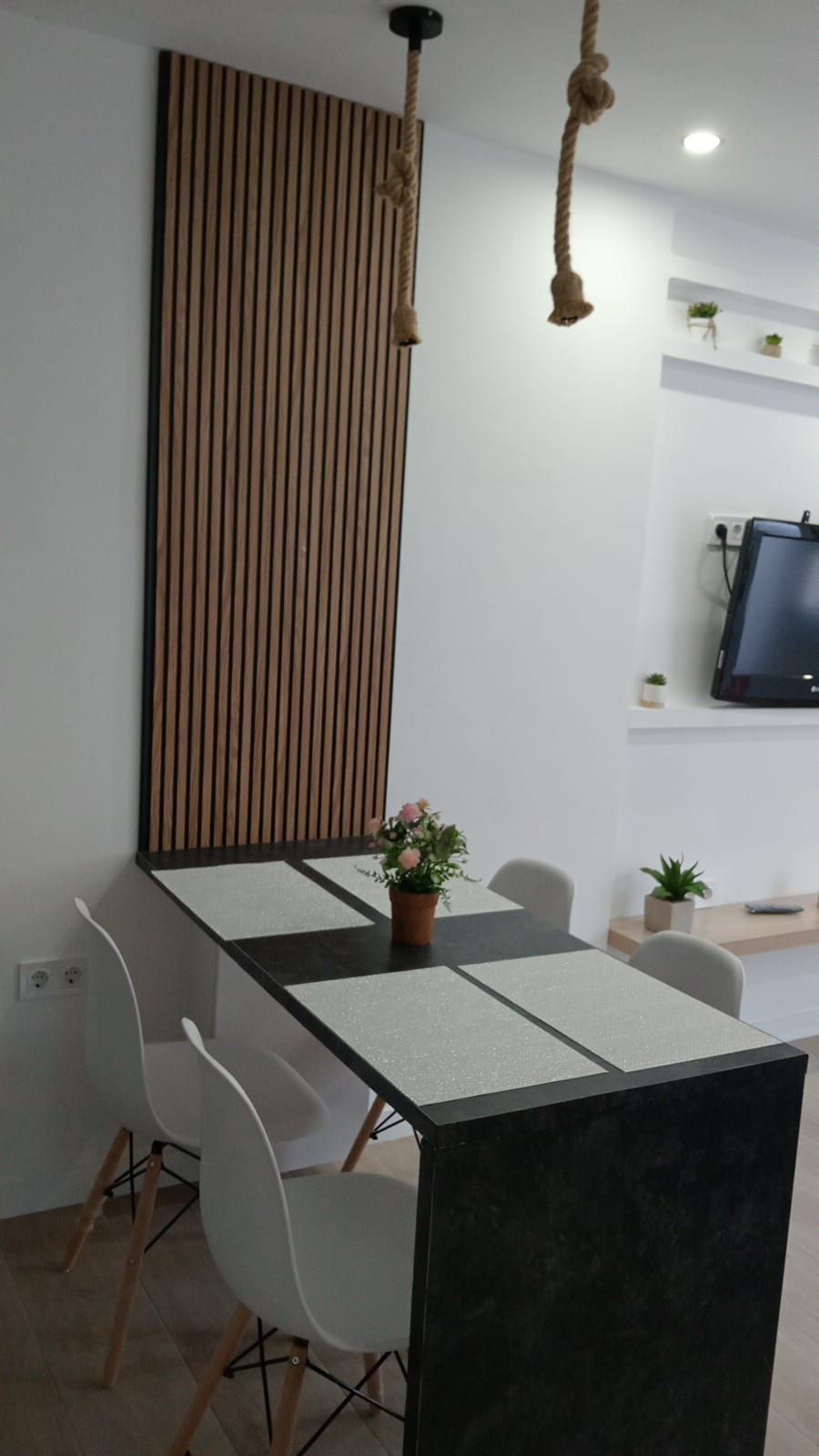 Se vende Local comercial de 2 dormitorios en Costa Del Sol, Málaga, España