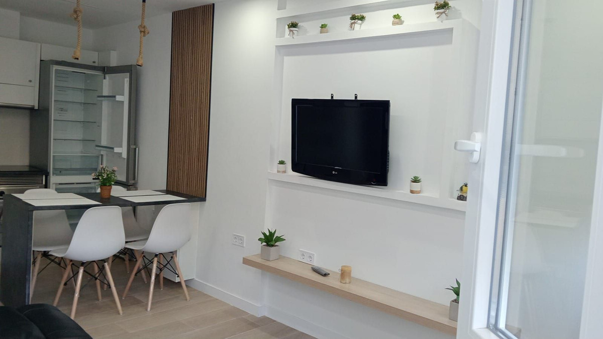 Se vende Local comercial de 2 dormitorios en Costa Del Sol, Málaga, España