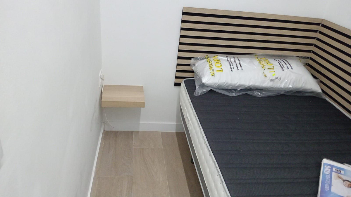 Se vende Local comercial de 2 dormitorios en Costa Del Sol, Málaga, España