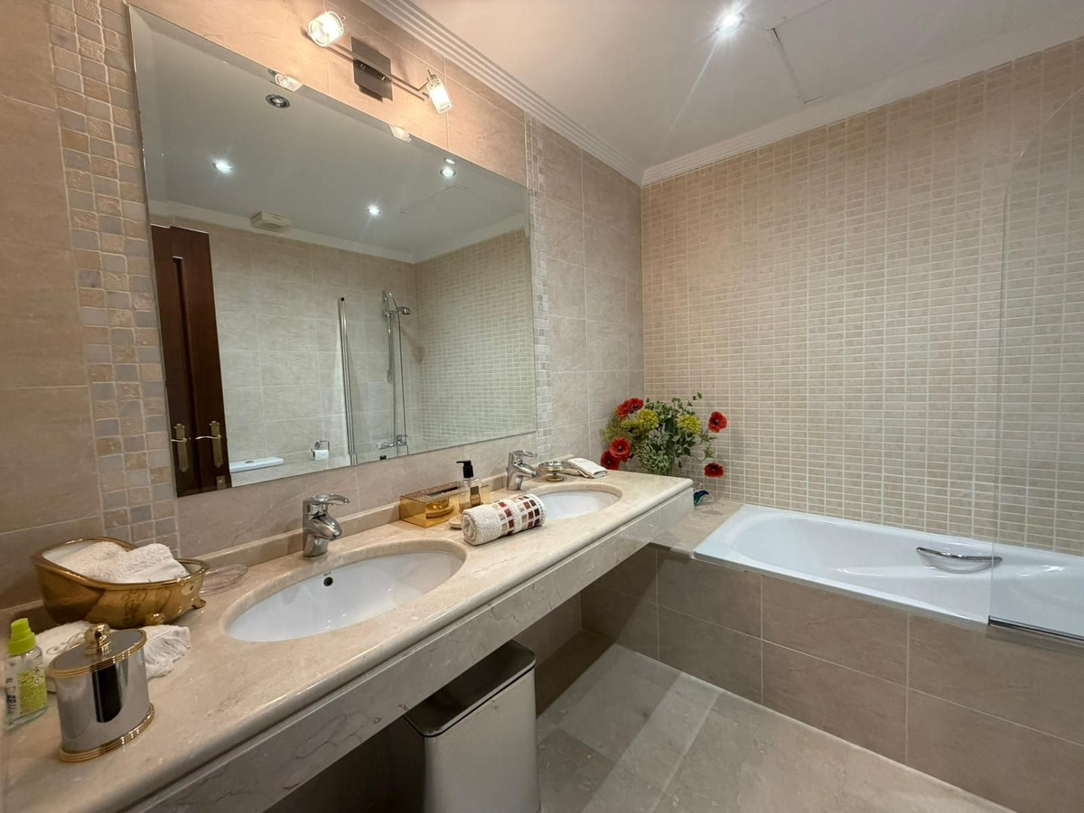 4 Bed Townhouse for sale in La Cala Golf Costa Del Sol, Málaga, Spain