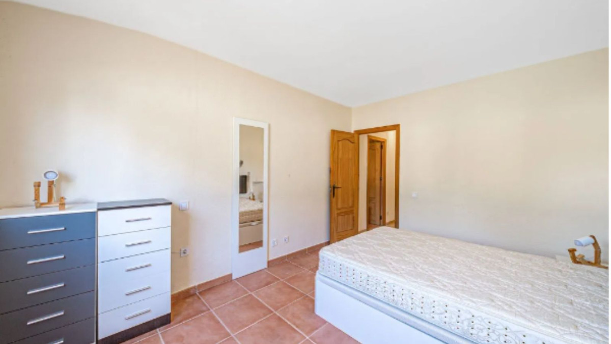3 Bed Townhouse for sale in Estepona Costa Del Sol, Málaga, Spain