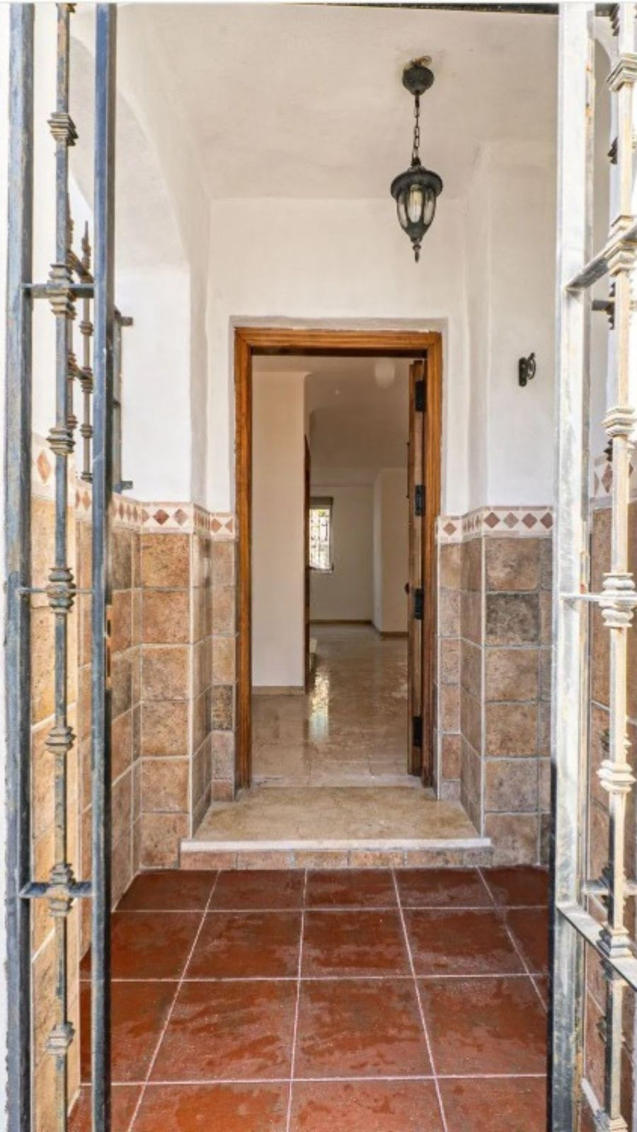 3 Bed Townhouse for sale in Estepona Costa Del Sol, Málaga, Spain