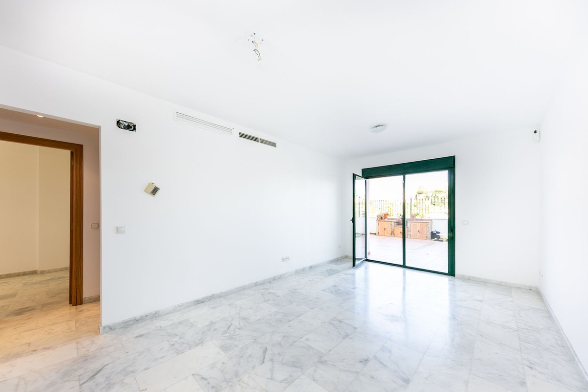 Se vende Apartamento Planta Baja de 2 dormitorios en Costa Del Sol, Málaga, España