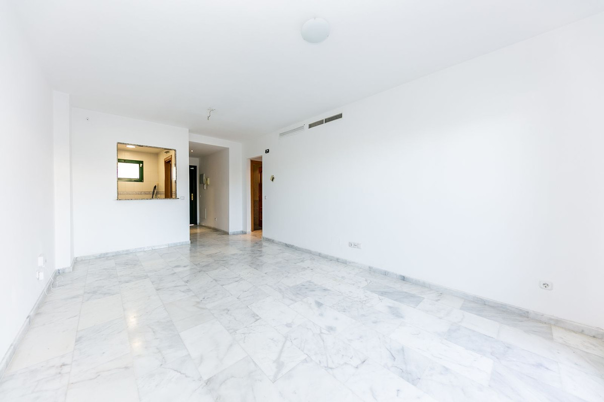 Se vende Apartamento Planta Baja de 2 dormitorios en Costa Del Sol, Málaga, España