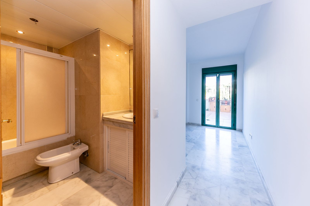 Se vende Apartamento Planta Baja de 2 dormitorios en Costa Del Sol, Málaga, España