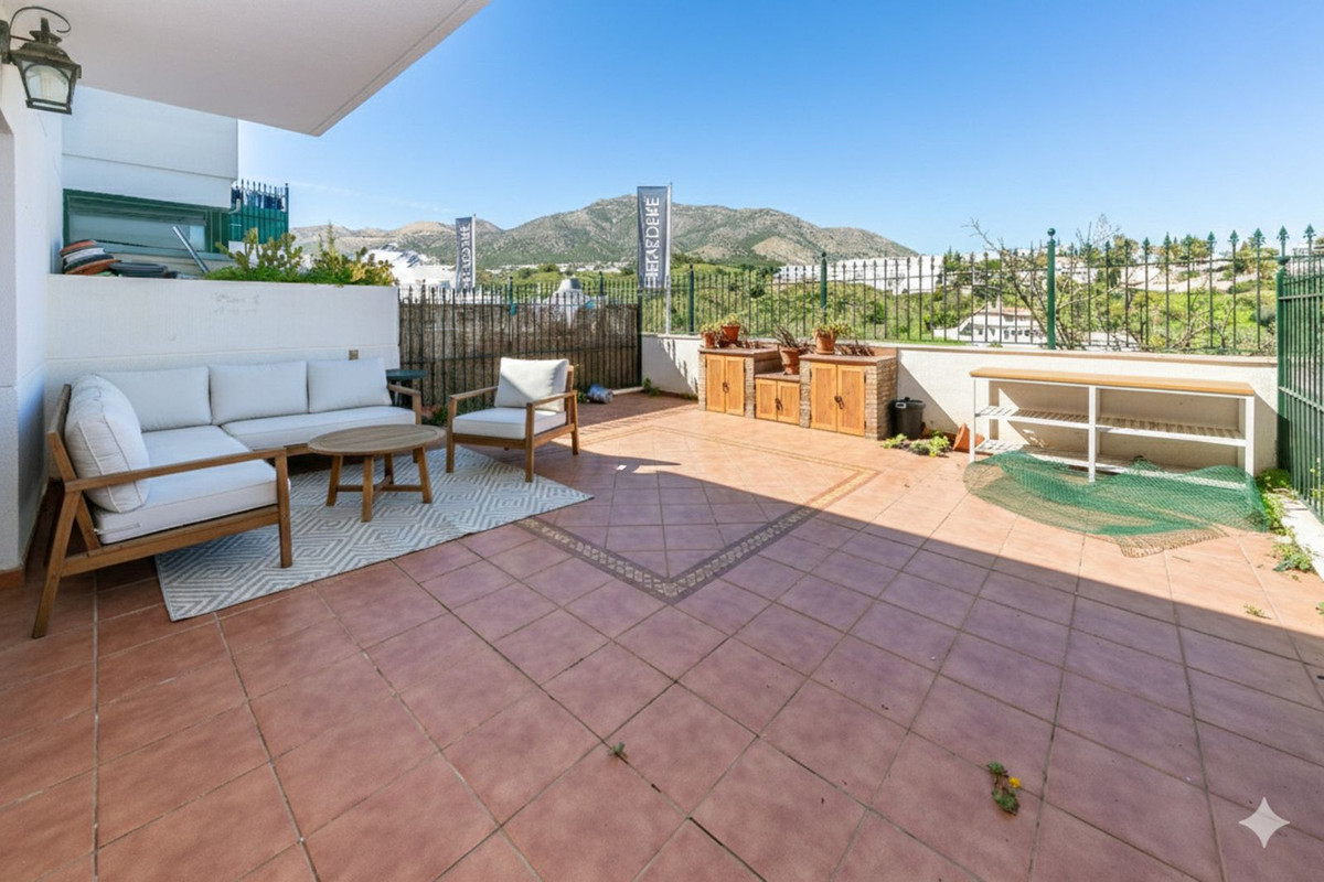 Se vende Apartamento Planta Baja de 2 dormitorios en Costa Del Sol, Málaga, España