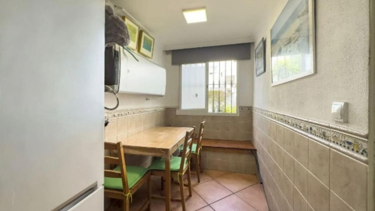 Se vende Pareada de 3 dormitorios en Costa Del Sol, Málaga, España
