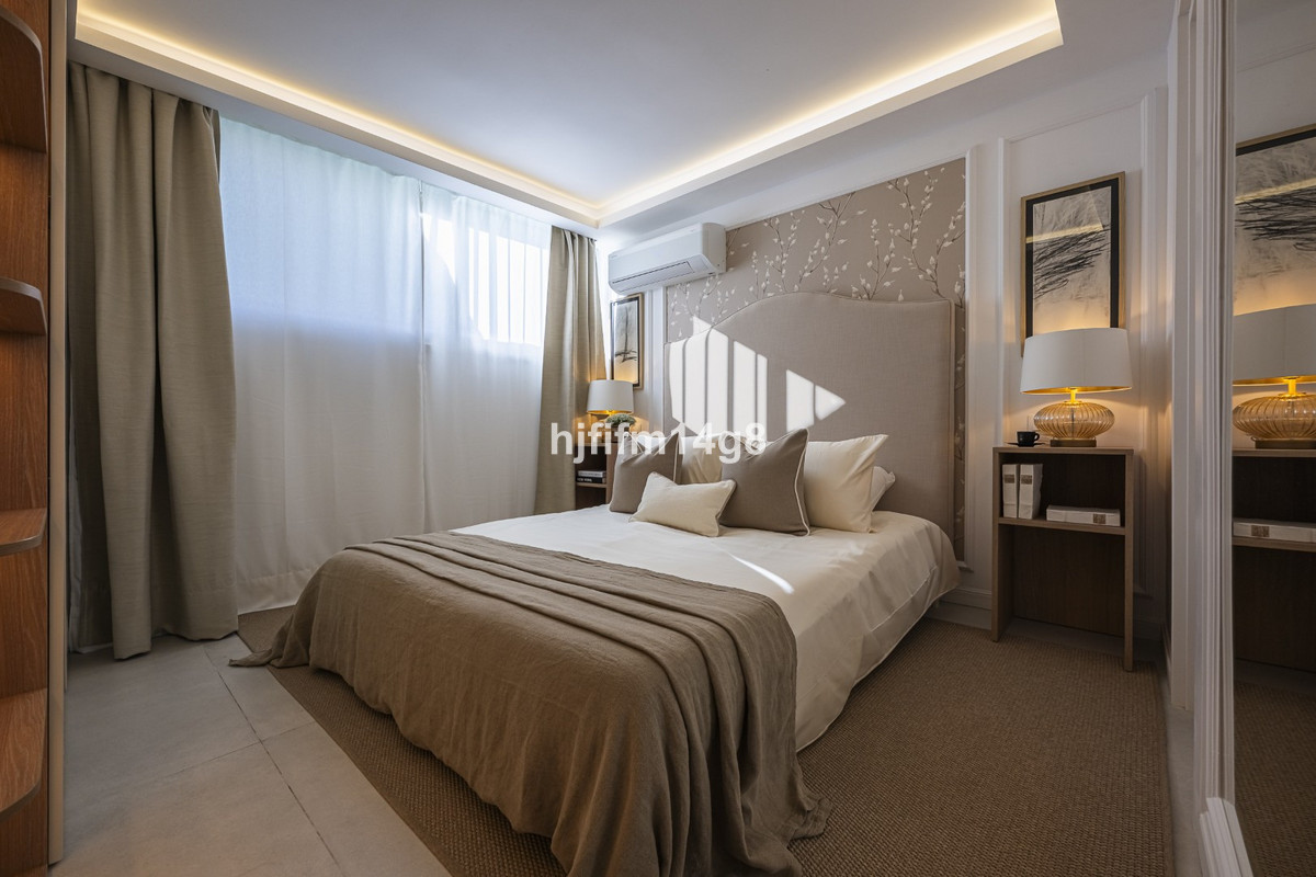 4 Bed Townhouse for sale in Nueva Andalucía Costa Del Sol, Málaga, Spain