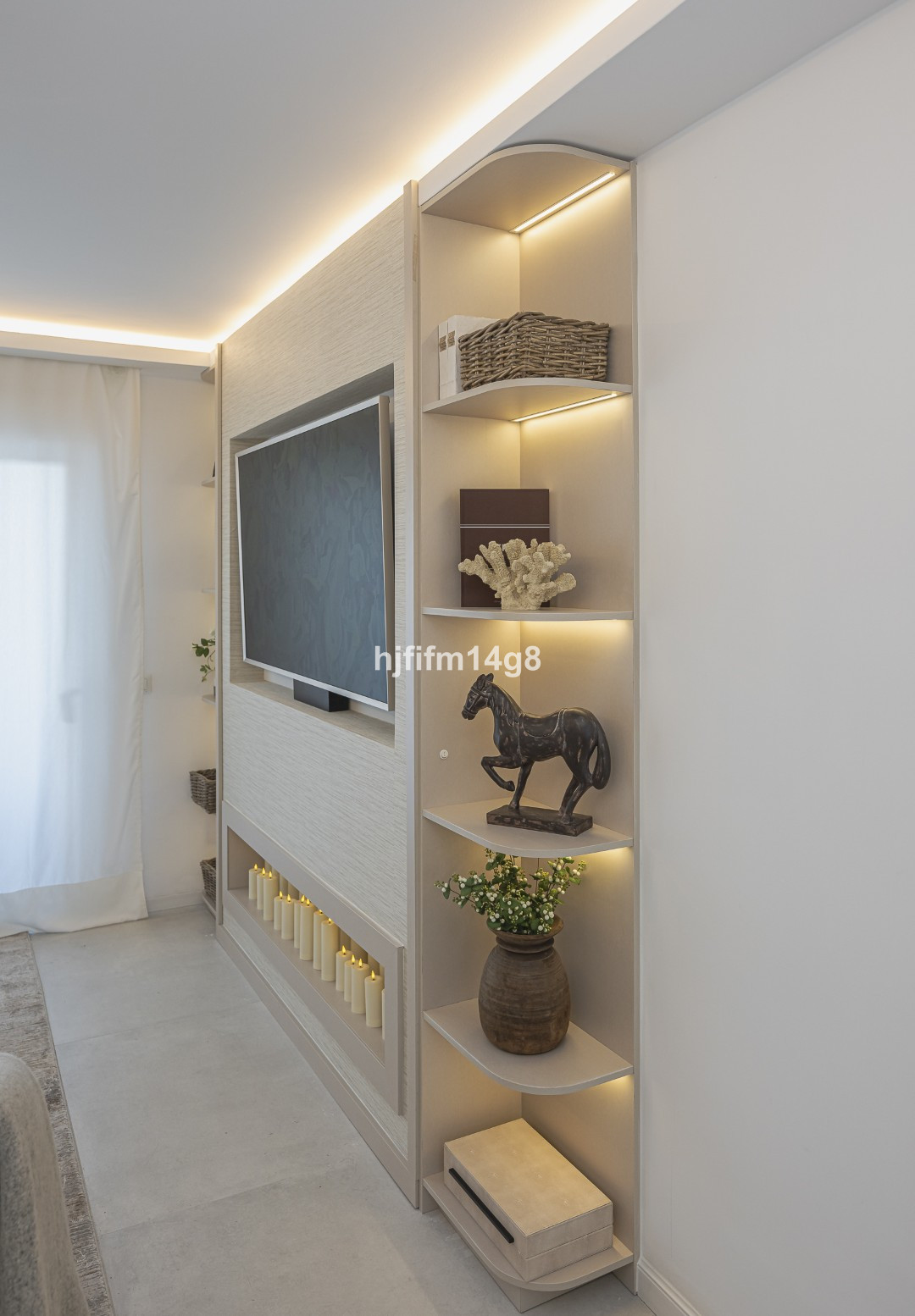 4 Bed Townhouse for sale in Nueva Andalucía Costa Del Sol, Málaga, Spain