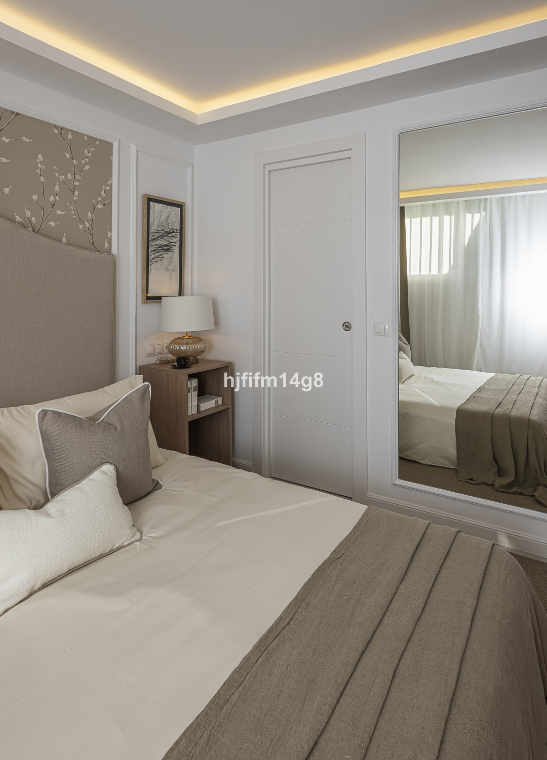 4 Bed Townhouse for sale in Nueva Andalucía Costa Del Sol, Málaga, Spain