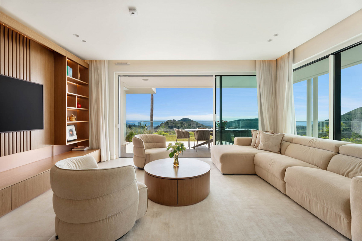 3 Bed Apartment for sale in Ojén Costa Del Sol, Málaga, Spain